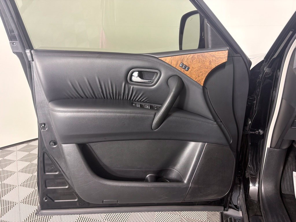 Used 2023 Nissan Armada SL w/ Captain's Chairs Package AWD/4WD image 15