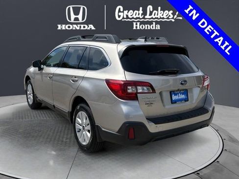 Used 2018 Subaru Outback 2.5i Premium AWD/4WD image 4