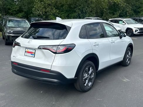 New 2026 Honda HR-V LX image 5