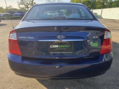 Used 2006 Kia Spectra EX image 10