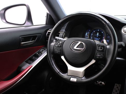 Used 2019 Lexus IS 350 F Sport image 44