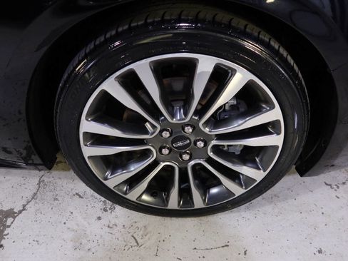 Used 2018 Lincoln Continental Reserve image 44