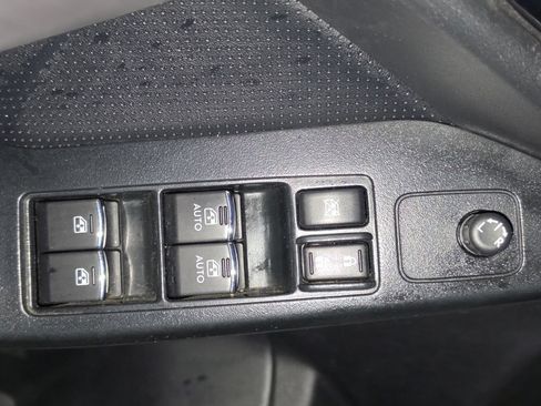 Used 2018 Subaru Forester 2.5i Premium w/ Popular Package #3A AWD/4WD image 16