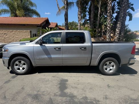 Used 2025 RAM 1500 Big Horn AWD/4WD image 9