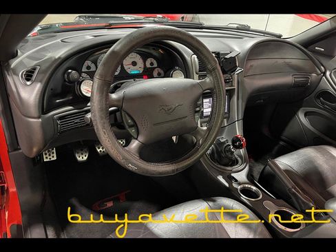 Used 2004 Ford Mustang GT image 13