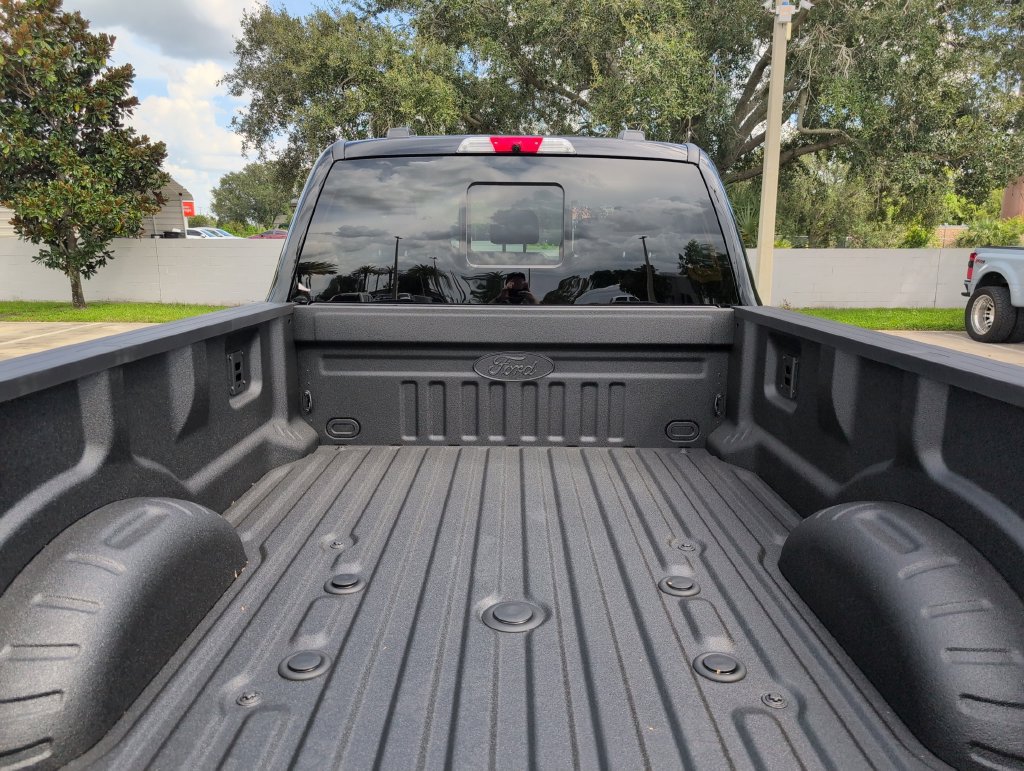 New 2026 Ford F350 Lariat w/ Black Appearance Package AWD/4WD image 25