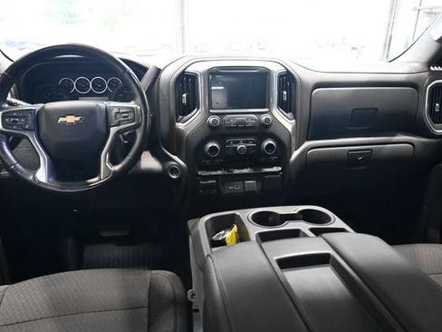 Used 2022 Chevrolet Silverado 2500 LT w/ Convenience Package AWD/4WD image 13