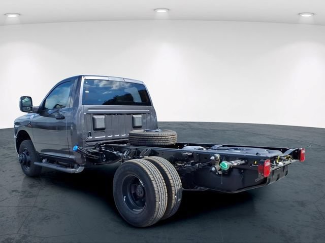 New 2027 RAM 3500 Tradesman AWD/4WD image 7