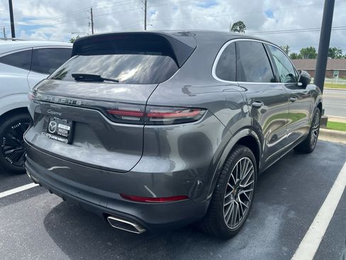 Used 2019 Porsche Cayenne AWD/4WD image 5