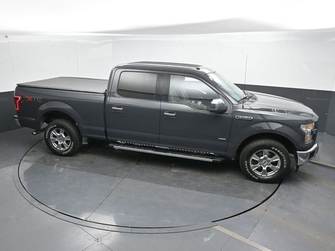 Used 2017 Ford F150 XLT w/ XTR Package image 31