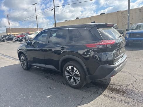 Used 2023 Nissan Rogue SV image 8