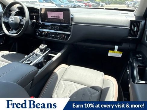 New 2026 Nissan Pathfinder Platinum AWD/4WD image 14