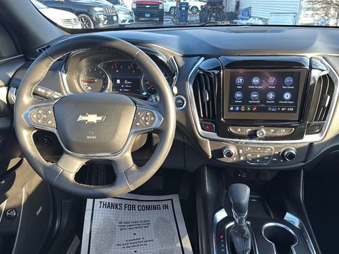 Used 2023 Chevrolet Traverse LT w/ LT Premium Package AWD/4WD image 25