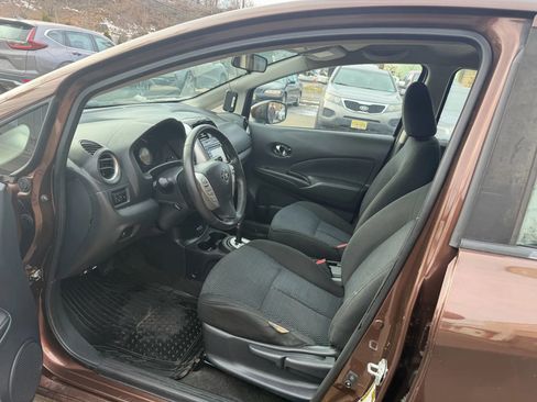 Used 2017 Nissan Versa Note SL Hatchback 4D image 10