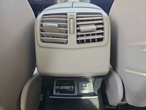 Used 2013 Mercedes-Benz E 350 E 350 Sport 4MATIC AWD 4dr Sed image 15