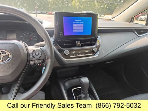 Used 2023 Toyota Corolla LE FWD image 18