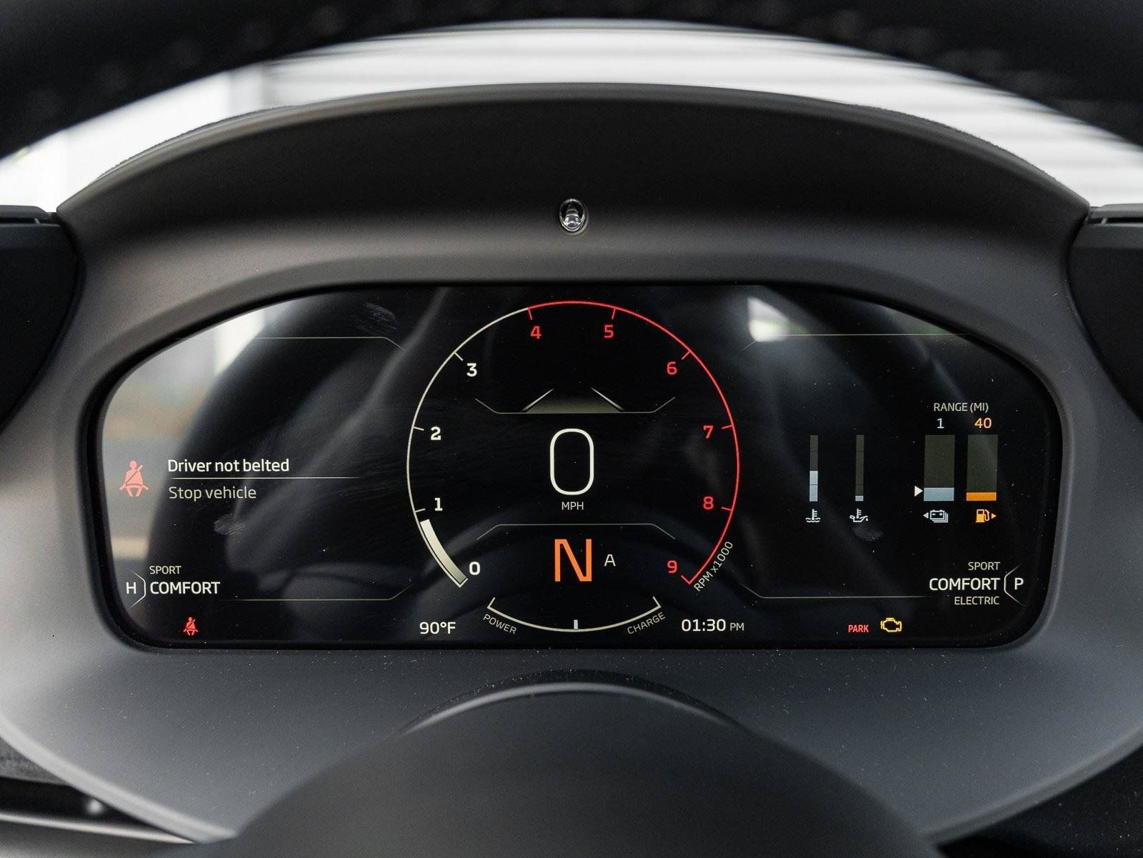 Used 2025 McLaren Artura Spider RWD image 38