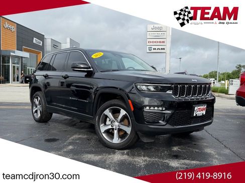 Used 2023 Jeep Grand Cherokee Limited AWD/4WD image 1