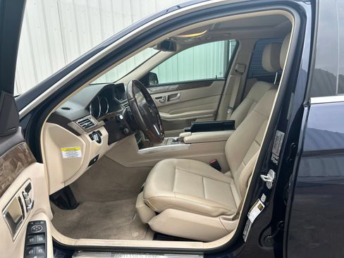 Used 2014 Mercedes-Benz E 350 Sedan image 10