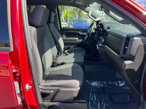 Used 2024 GMC Sierra 1500 Elevation w/ X31 Off-Road Package image 17