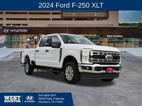 Used 2024 Ford F250 XLT AWD/4WD image 1