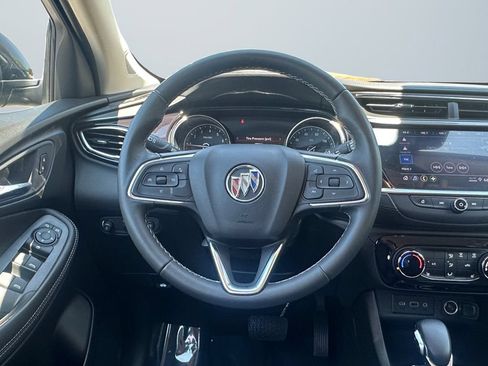 Used 2022 Buick Encore GX Preferred w/ Cold Weather Comfort Package AWD/4WD image 12