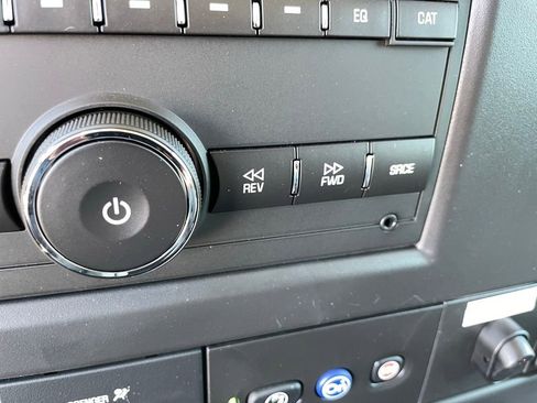 New 2025 Chevrolet Express 3500 w/ Power Convenience Package image 28