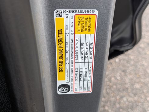 Used 2025 GMC Acadia Elevation image 40