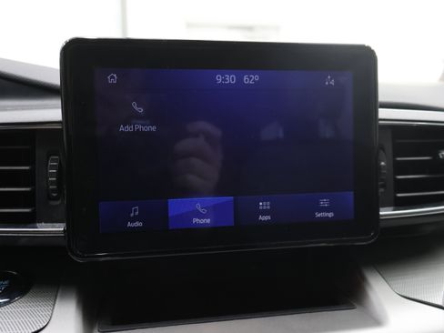 Used 2021 Ford Explorer XLT w/ Equipment Group 202A AWD/4WD image 50
