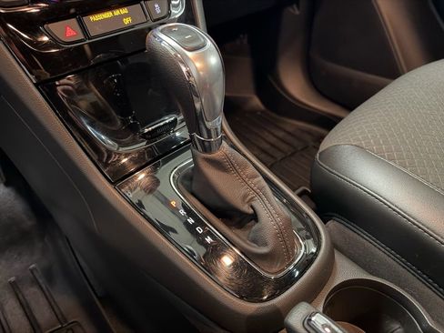 Used 2017 Buick Encore Preferred image 9