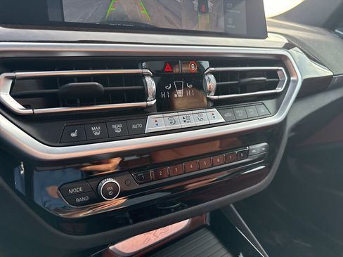 Used 2024 BMW X3 xDrive30i w/ Convenience Package image 17