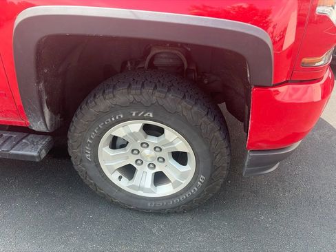 Used 2019 Chevrolet Silverado 1500 LT w/ All Star Edition AWD/4WD image 3