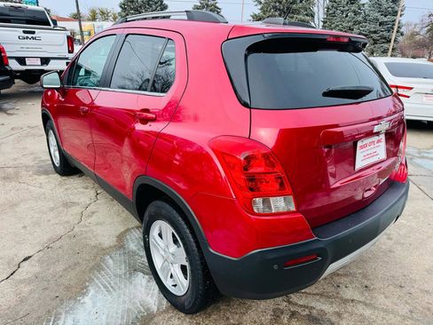 Used 2015 Chevrolet Trax LT w/ LT Plus Package AWD/4WD image 5