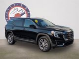 Used 2024 GMC Terrain SLT image 2