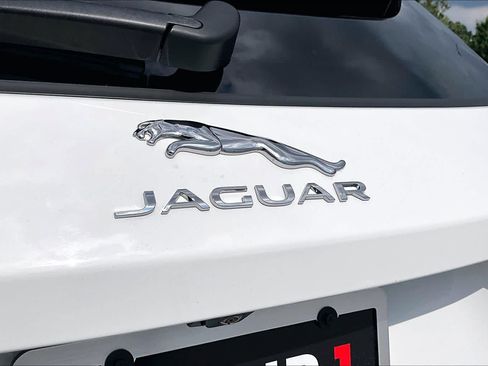 Used 2023 Jaguar F-PACE S AWD/4WD image 10