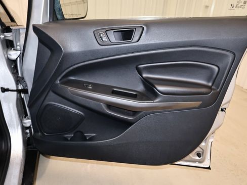 Certified 2022 Ford EcoSport SES w/ Interior Protection Package image 19