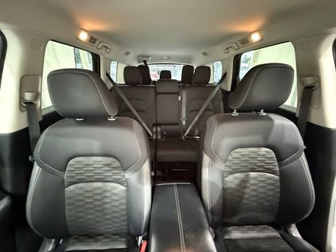 Used 2022 Nissan Pathfinder SV image 29