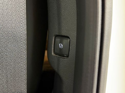 Used 2023 Lincoln Navigator Reserve AWD/4WD image 43