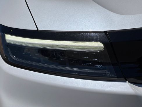 Used 2024 Honda Prologue Touring image 11