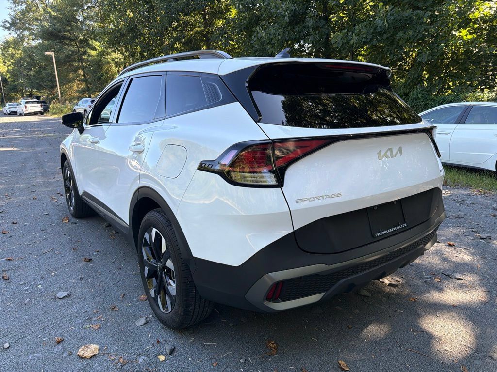 Used 2024 Kia Sportage X-Line w/ X-Line Premium Package AWD/4WD image 4