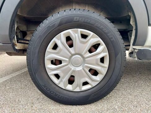 Used 2018 Ford Transit 250 130 Low Roof w/ Exterior Upgrade Package RWD image 24