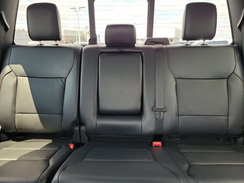 Used 2024 Ford F250 Lariat w/ Lariat Ultimate Package AWD/4WD image 17