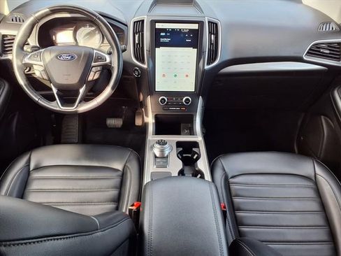 Used 2023 Ford Edge SEL image 9