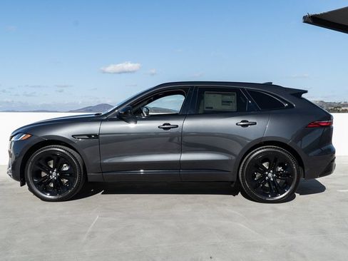 Used 2025 Jaguar F-PACE R-Dynamic S AWD/4WD image 2