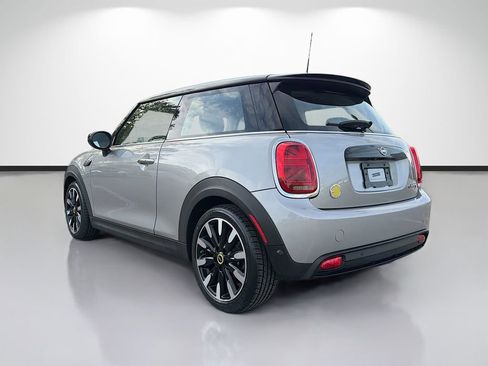 Used 2024 MINI Cooper SE image 5