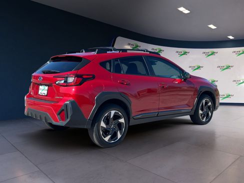 Used 2024 Subaru Crosstrek 2.5i Limited w/ Crosstrek Mirror Package AWD/4WD image 9
