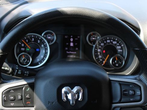 Used 2019 RAM 1500 Tradesman AWD/4WD image 9
