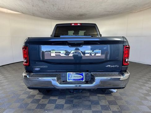 Used 2026 RAM 2500 Big Horn AWD/4WD image 9