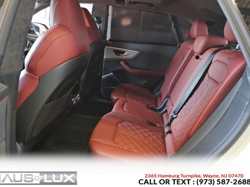 Used 2021 Audi SQ8 Prestige w/ Prestige Package AWD/4WD image 5