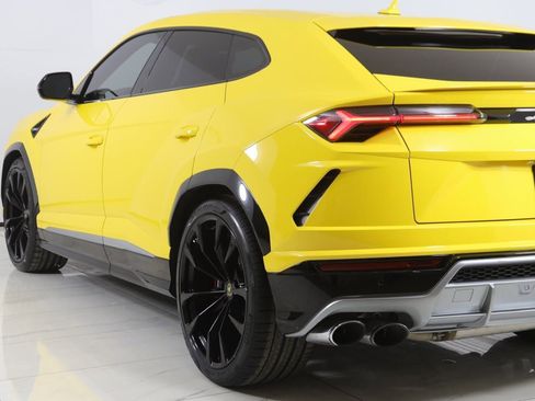 Used 2019 Lamborghini Urus image 37